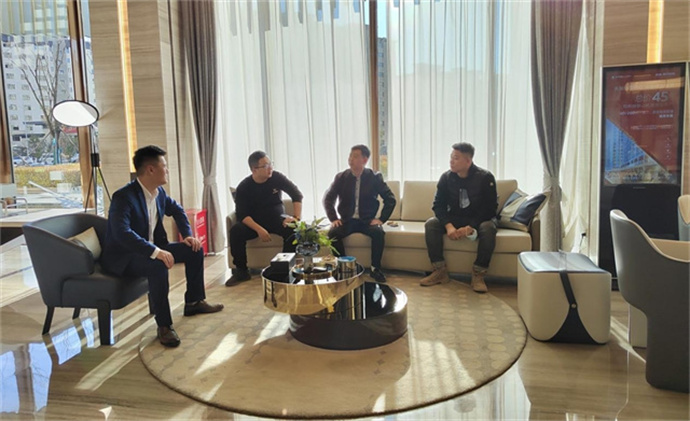 金地时代中心 南城商业旗舰 品牌商家战略签约再赋能