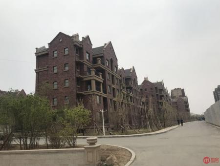 康诗丹郡位于净月聚业大街 在售洋房/别墅
