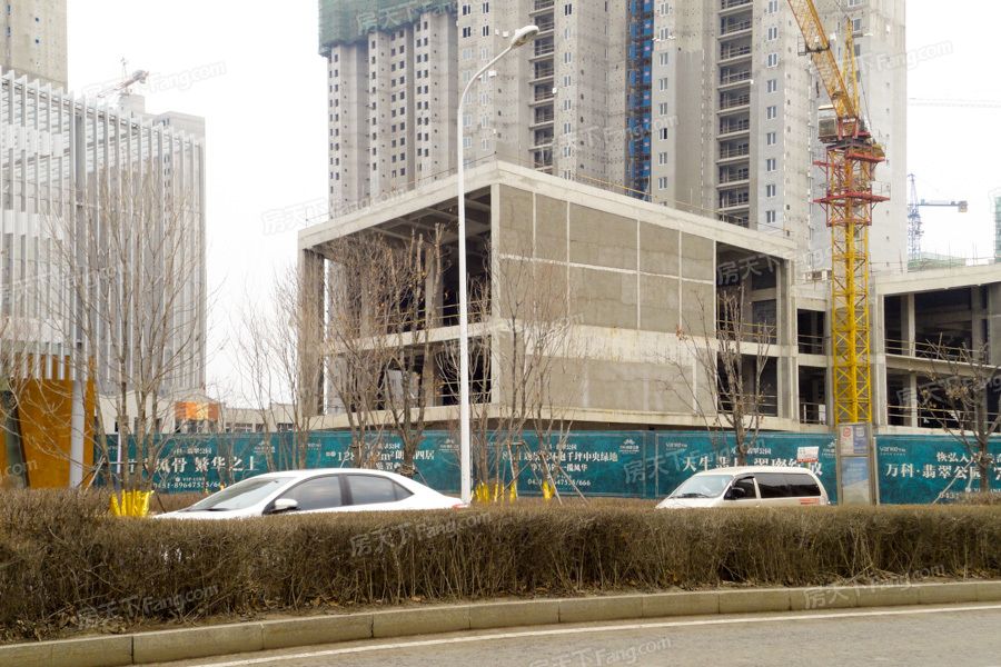 万科翡翠公园实景图