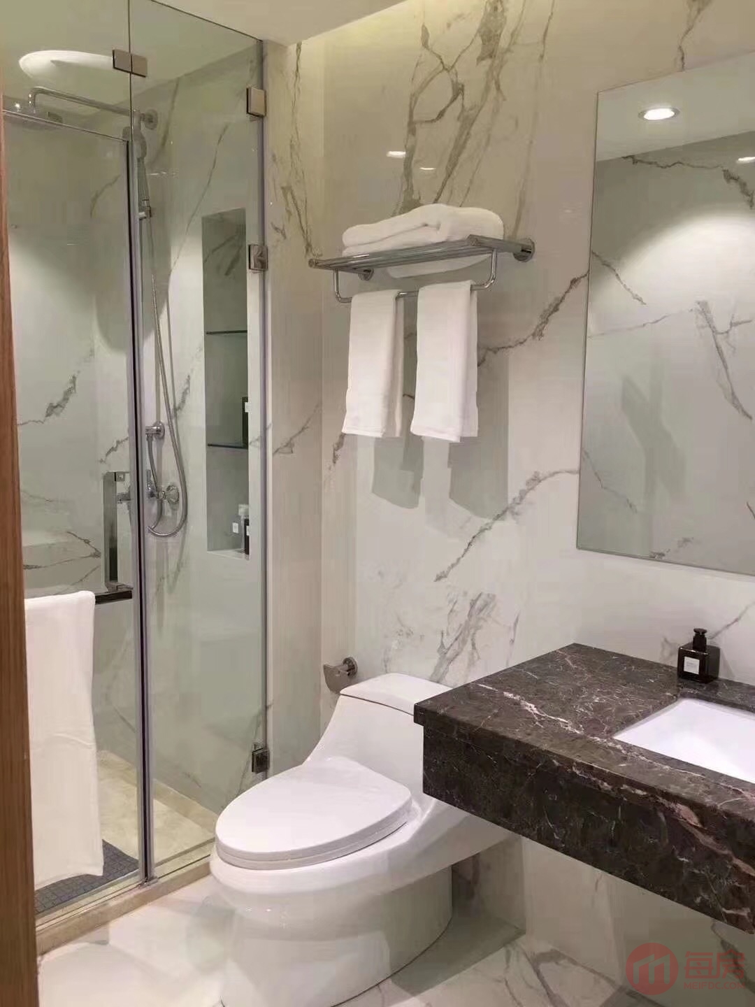 富得林曼哈顿中心样板间